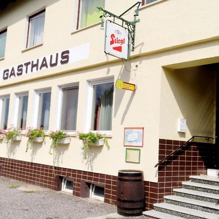 Gaestehaus Franz Kroatisch Geresdorf ภายนอก รูปภาพ