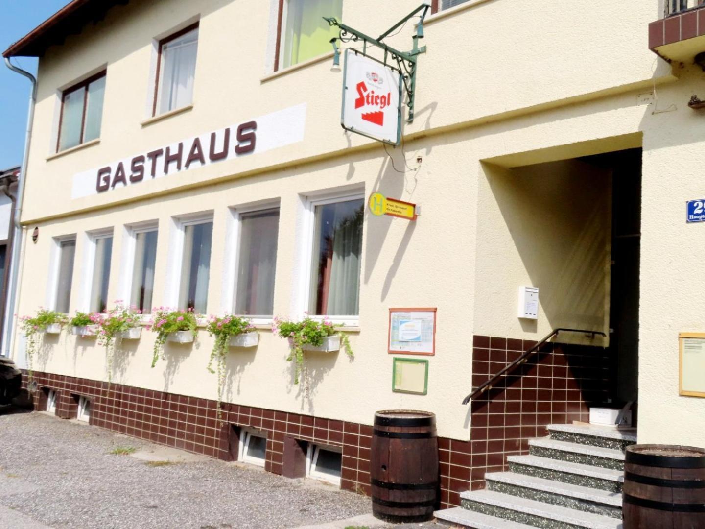 Gaestehaus Franz Kroatisch Geresdorf ภายนอก รูปภาพ